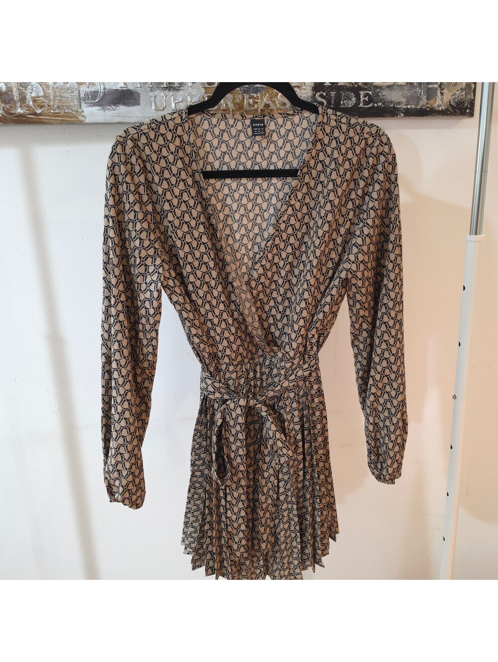 SHEIN Printed Wrap Dress Size M